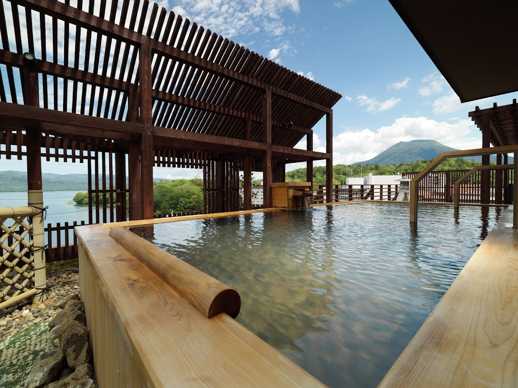 Akan Tsuruga Besso Hinanoza